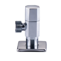 VER40 Кран угловой  с отражателем1/2"x3/4"VER40 ХРОМ."ViEiR" (120/1шт)